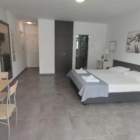 Nissi Avenue 64 1 - Luxcyservices *