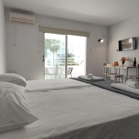 Nissi Avenue 64 1 - Luxcyservices * أيا نابا