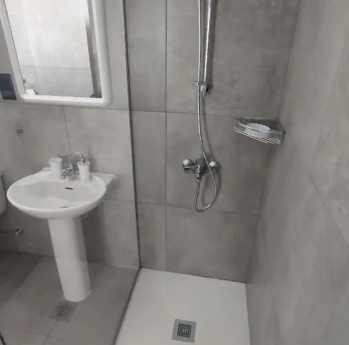 アパート Nissi Avenue 64 1 - Luxcyservices アヤナパ