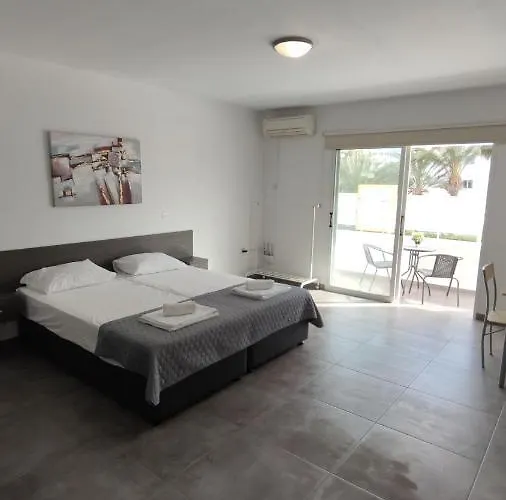 Nissi Avenue 64 1 - Luxcyservices アパート *