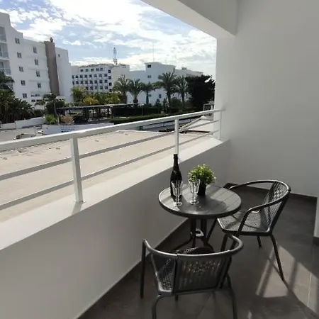 Nissi Avenue 64 1 - Luxcyservices *