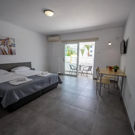 Nissi Avenue 64 1 - Luxcyservices *