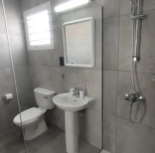 Apartament Nissi Avenue 64 1 - Luxcyservices *