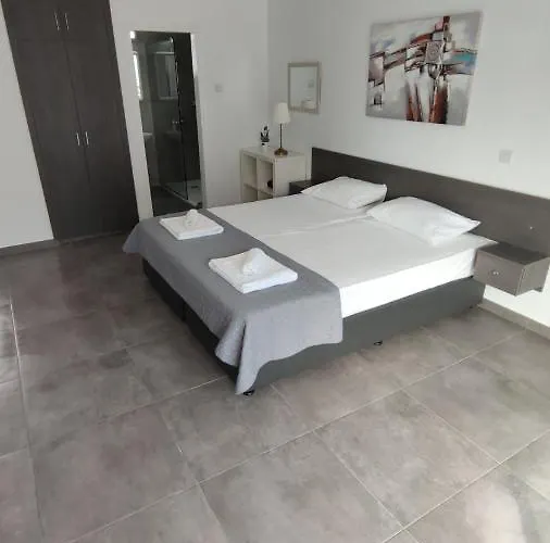 Apartament Nissi Avenue 64 1 - Luxcyservices *