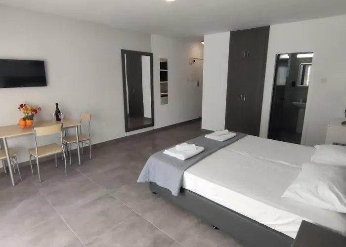 Nissi Avenue 64 1 - Luxcyservices *