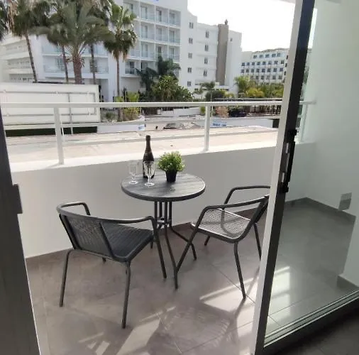 Nissi Avenue 64 1 - Luxcyservices Apartment